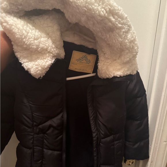Girls Puffer Coat - Picture 3 of 6